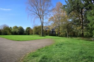 Wo Wald und Wohnträume sich begegnen - Ihr Platz für ein Doppel- oder Einfamilienhaus